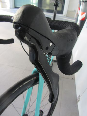 Used Bianchi Sprint Disc Frameset 2022 Road & Gravel, Blue — image 7 of 8