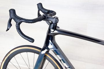 Used Trek Emonda SL6 2023 Road & Gravel, Light Gray — image 14 of 17