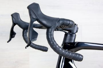 Used Trek Emonda SL6 2023 Road & Gravel, Light Gray — image 15 of 17