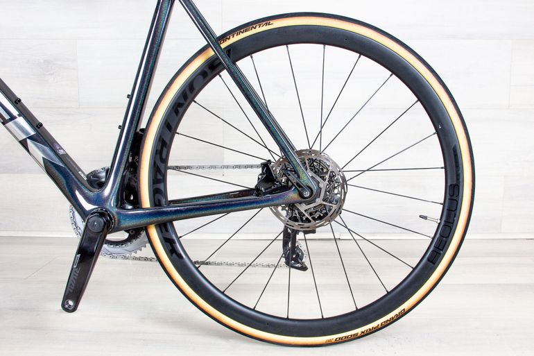 Used Trek Emonda SL6 2023 Road & Gravel, Light Gray — image 12 of 17