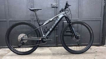 Używany Trek E-Caliber 9.6 2022 2022 MTB