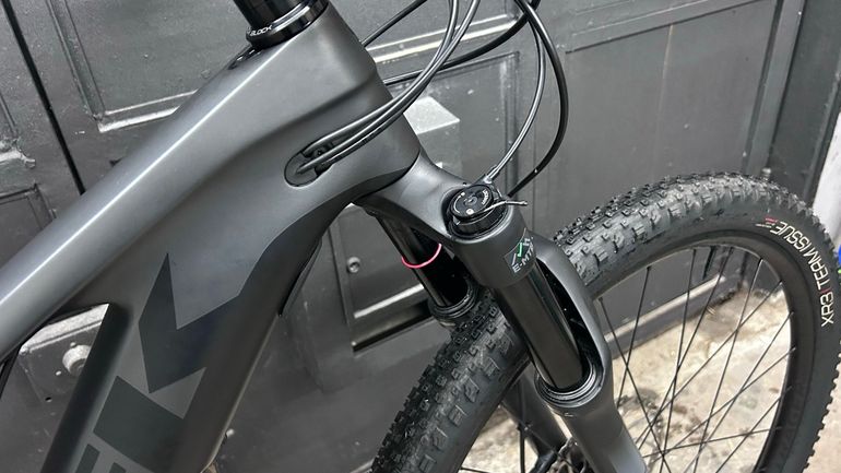 Used Trek E-Caliber 9.6 2022 2022 Mountainbike — image 6 of 21