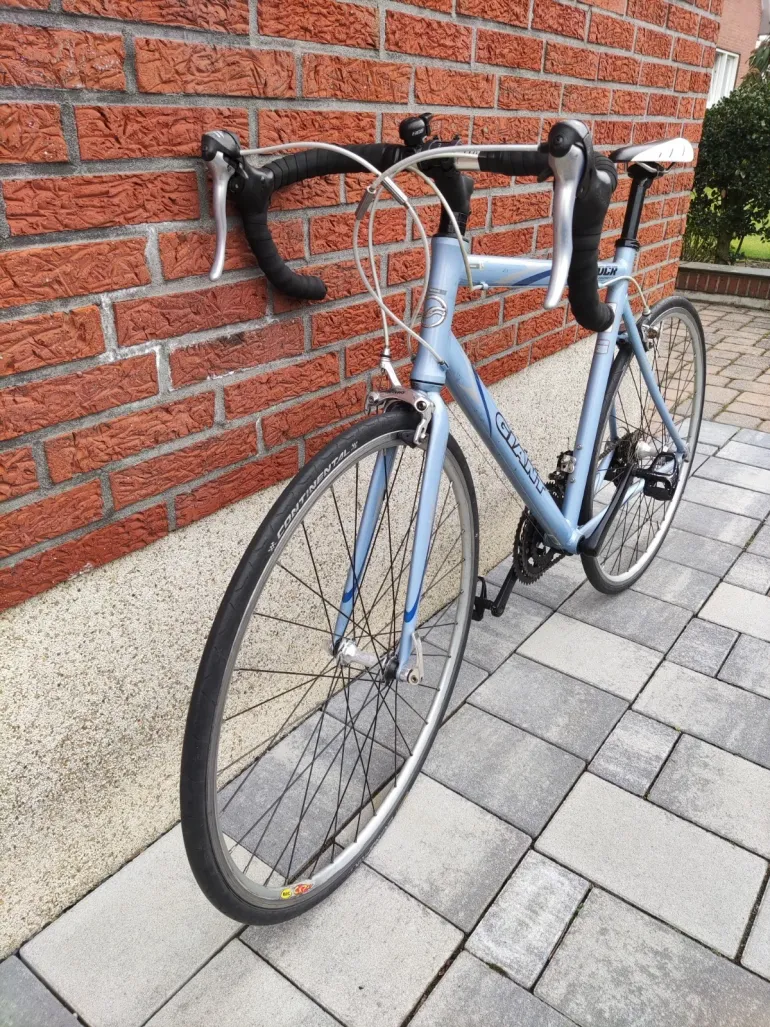 Used Giant OCR Other Shimano 2010 Road & Gravel, Blau — image 10 of 12