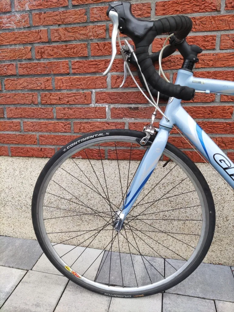 Used Giant OCR Other Shimano 2010 Road & Gravel, Blau — image 3 of 12