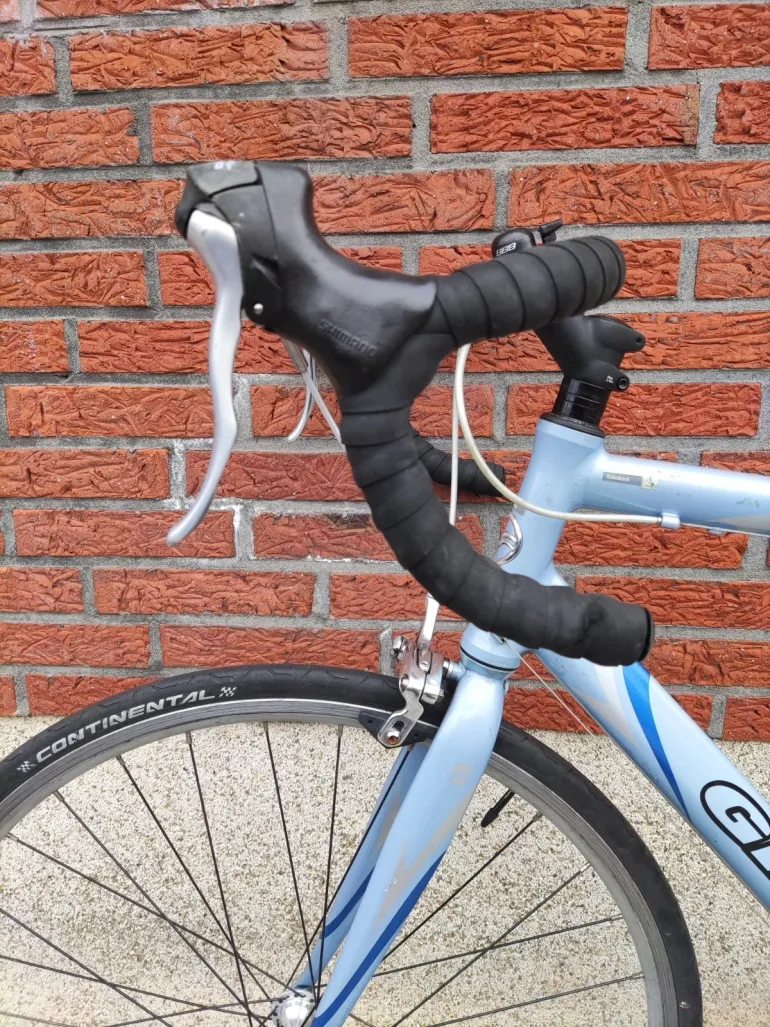 Used Giant OCR Other Shimano 2010 Road & Gravel, Blau — image 5 of 12