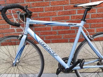 Used Giant OCR Other Shimano 2010 Road & Gravel, Blau — image 6 of 12