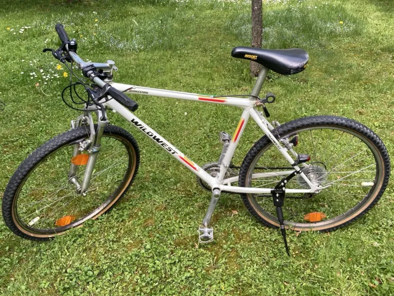 Used Bridgestone Bridgestone Custom Shimano Deore XT 1991 Mountainbike — image 1 of 15