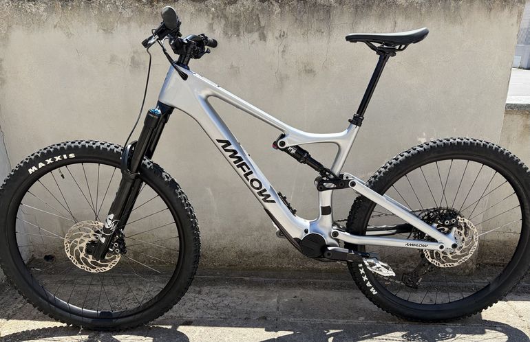 Used Amflow PL Carbon (800Wh) 2025 2025 Mountainbike, Light Gray, 29 — image 9 of 11