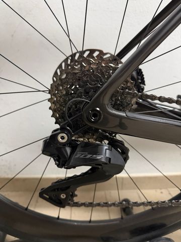 Tweedehands Scott Addict 20 2023 2023 Road & Gravel — afbeelding 17 van 19