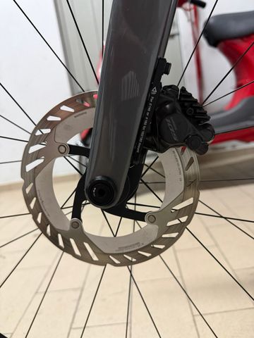 Tweedehands Scott Addict 20 2023 2023 Road & Gravel — afbeelding 11 van 19