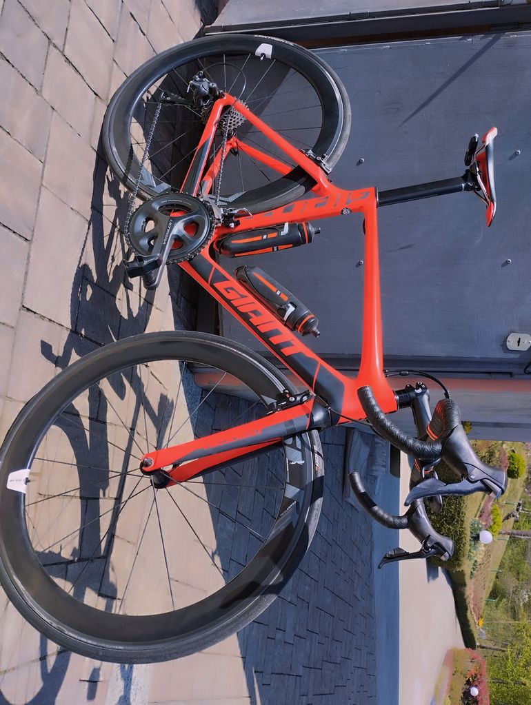 Used Giant Propel Advanced 1 2017 2017 Road & Gravel, Red — image 7 of 7
