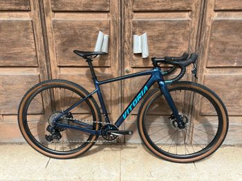 Used Vitoria Vitoria Custom SRAM Rival eTap AXS 2024 Road & Gravel — image 8 of 9