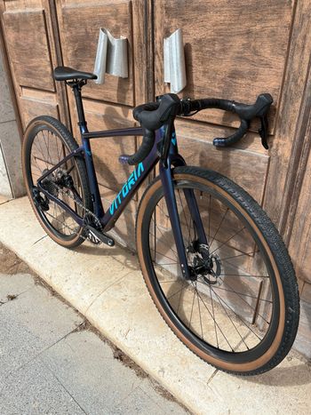 Used Vitoria Vitoria Custom SRAM Rival eTap AXS 2024 Road & Gravel — image 9 of 9