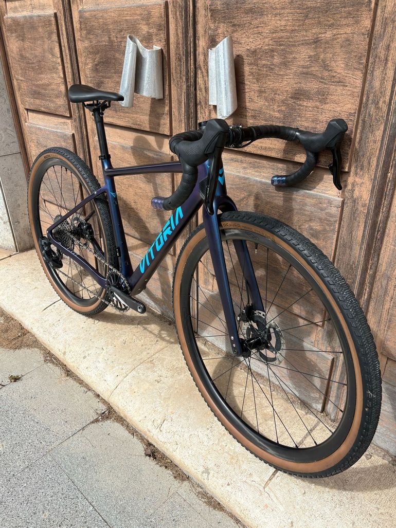 Used Vitoria Vitoria Custom SRAM Rival eTap AXS 2024 Road & Gravel — image 9 of 9