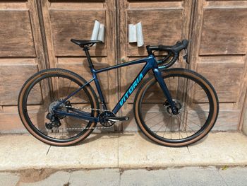 Used Vitoria Vitoria Custom SRAM Rival eTap AXS 2024 Road & Gravel — image 3 of 9