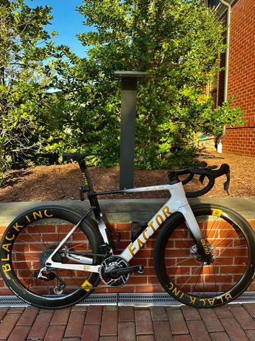 Used Factor Ostro SRAM Red eTap AXS 2025 Road & Gravel, White — image 3 of 8