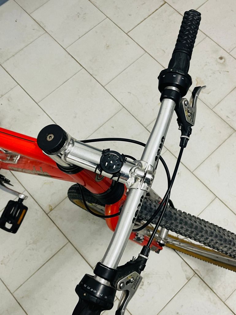 Used Cannondale F900 Shimano Deore XT 2000 Mountainbike, Red — image 5 of 8