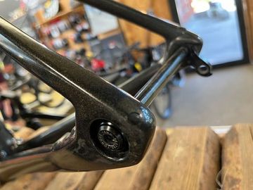 Używany Trek Émonda SLR 7 2022 Frameset 2022 Road & Gravel — zdjęcie 10 z 16