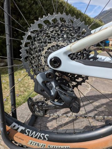 Tweedehands BMC Fourstroke AMP LT ONE 2023 2023 Mountainbike — afbeelding 3 van 13