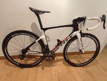 Used Scott Foil Campagnolo Super Record EPS 2017 Road & Gravel, White — image 1 of 9