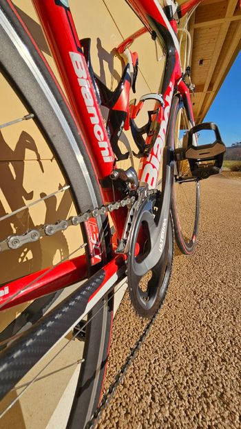Used Bianchi Sempre Pro Ultegra 2014 2014 Road & Gravel, Red — image 6 of 8