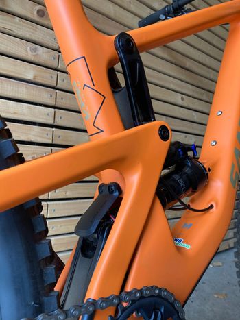 Used Santa Cruz HIGHTOWER XT / Carbon C / 29 2022 2022 Mountainbike, Orange, 29 — image 13 of 15