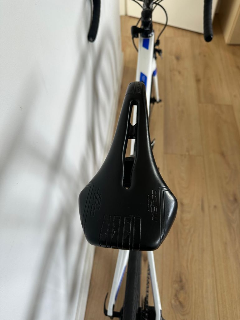 Used Wilier Triestina 2020 2020 Road & Gravel, Weiß — image 3 of 15