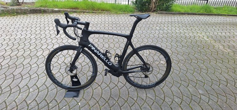 Used Pinarello Nytro E>Road 2021 Ultegra 2021 Road & Gravel, Schwarz — image 1 of 4