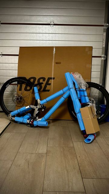 Used Rose Scrub DC 3 2025 2025 Mountainbike, Light Gray, 29 — image 3 of 4