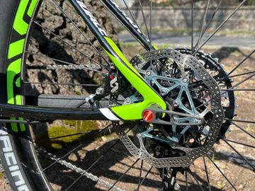 Cannondale F-Si Carbon Team 2015 Mountainbike usato, Verde — immagine 18 di 23