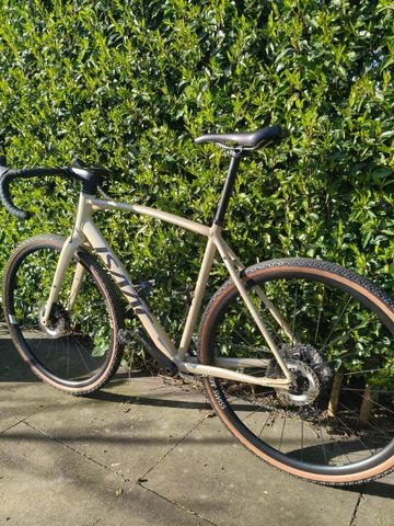 Used Isaac hadron Custom Shimano GRX 2025 Road & Gravel, Orange — image 5 of 8