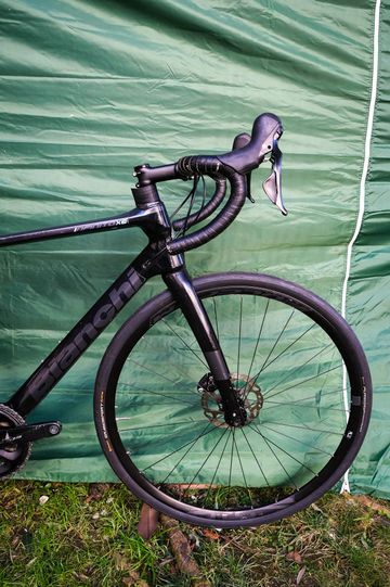 Brugt Bianchi Infinito XE 105 2024 2024 Road & Gravel — billede 2 af 3