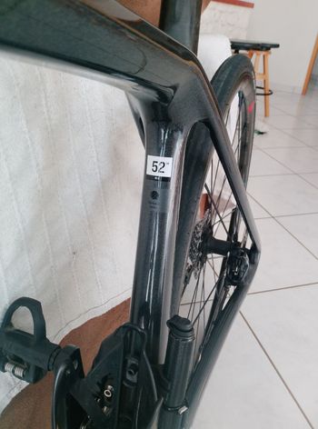 Used Trek Émonda SL 6 eTap 2022 2022 Road & Gravel, Black — image 4 of 4