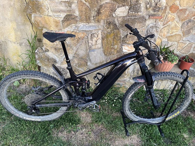 Used Giant Reign E+ 2 2023 2023 Mountainbike, Black, 27.5 — image 5 of 5