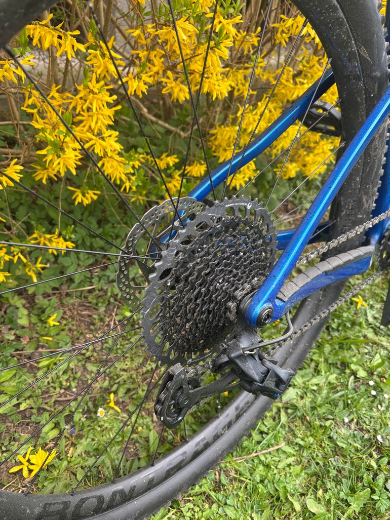 Used Trek Procaliber 9.7 2022 2022 Mountainbike, Blue, 29 — image 2 of 7