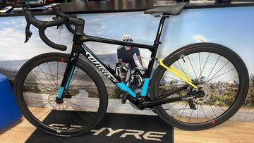 Wilier Garda SRAM Rival eTap AXS 2023 Road & Gravel usato, Nero — immagine 7 di 7