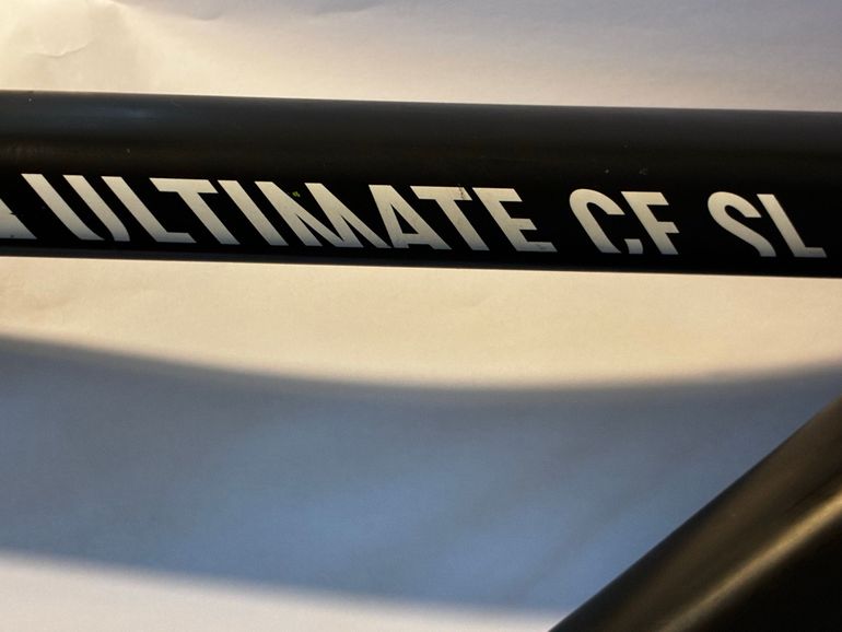 Used Canyon Ultimate Shimano Ultegra 2016 Road & Gravel, Black — image 9 of 47