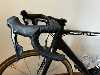 Used Canyon Ultimate Shimano Ultegra 2016 Road & Gravel, Black — image 22 of 47