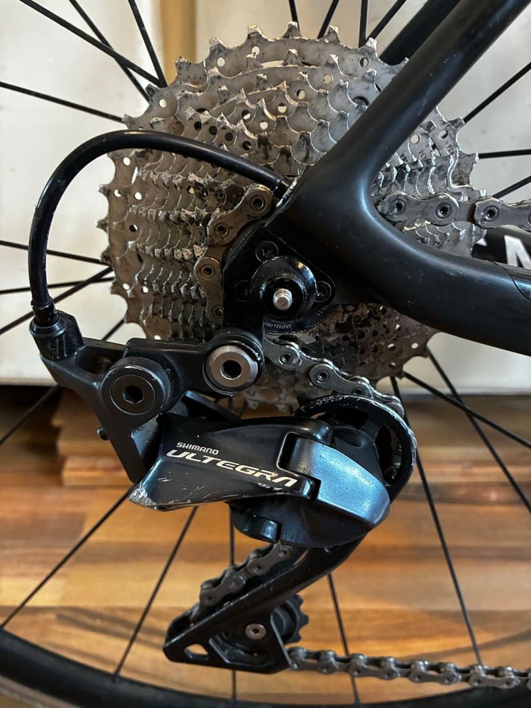 Used Canyon Ultimate Shimano Ultegra 2016 Road & Gravel, Black — image 46 of 47