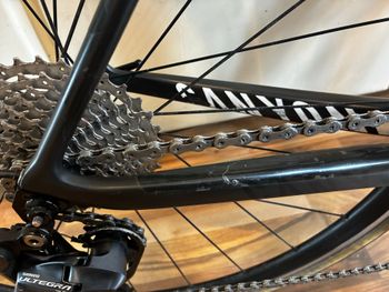 Used Canyon Ultimate Shimano Ultegra 2016 Road & Gravel, Black — image 42 of 47