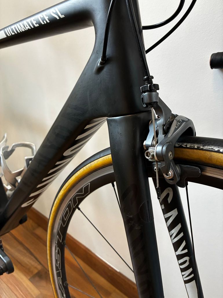 Used Canyon Ultimate Shimano Ultegra 2016 Road & Gravel, Black — image 31 of 47