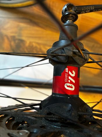 Used Canyon Ultimate Shimano Ultegra 2016 Road & Gravel, Black — image 7 of 47