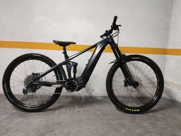 Tweedehands Giant Reign SRAM GX 2023 Mountainbike — afbeelding 7 van 9