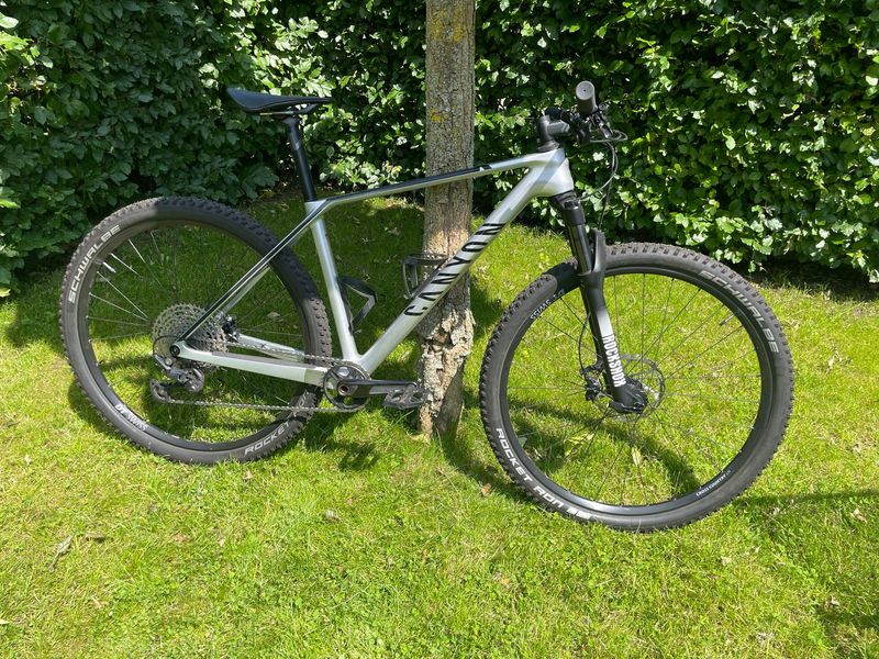 Canyon Exceed CF 5 2022 2022 Mountainbike d'occasion — image 1 sur 10