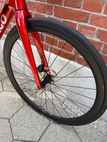 Colnago V4 Shimano 105 Di2 2025 Road & Gravel d'occasion — image 4 sur 16