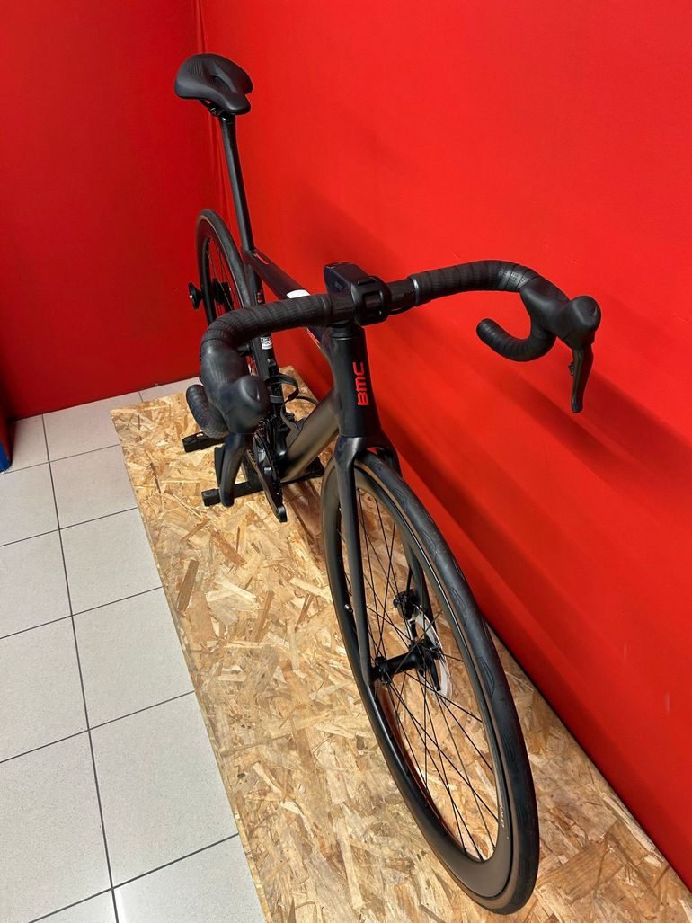Used BMC Teammachine SLR 01 SIX 2027 2027 Road & Gravel — image 7 of 8