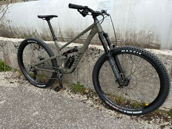 Thumbnail 12