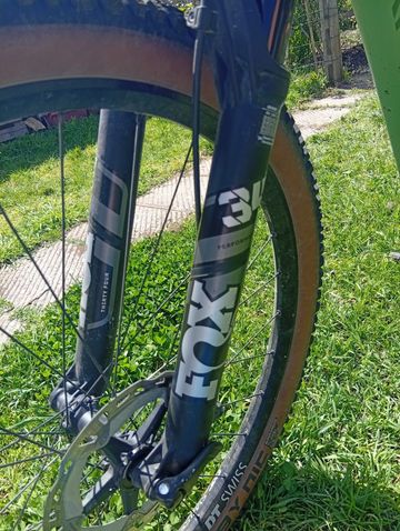 Used Canyon Neuron Shimano Deore XT 2024 Mountainbike, Green — image 2 of 8