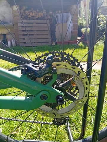 Used Canyon Neuron Shimano Deore XT 2024 Mountainbike, Green — image 6 of 8