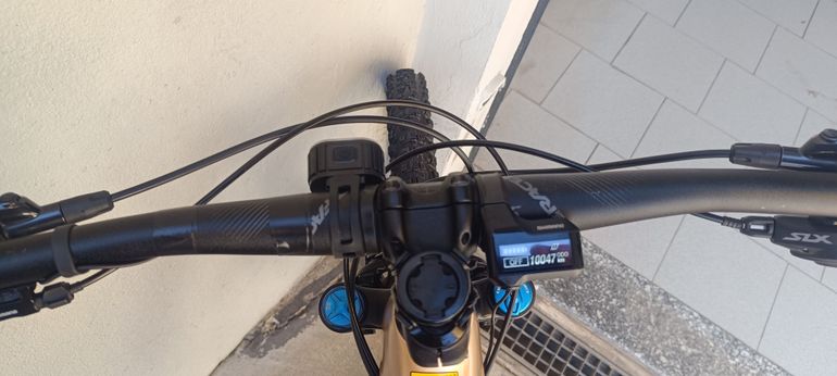 Used Orbea RISE H10 2022 2022 Mountainbike, Orange, 29 — image 10 of 11